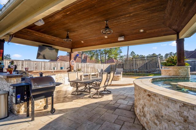 25606 Windy Isle Court, Spring, TX 77389