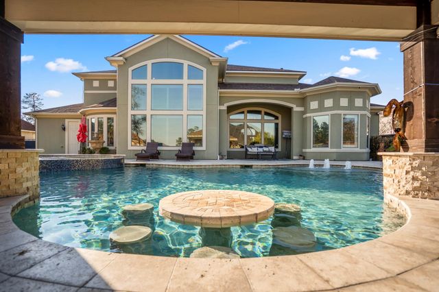 25606 Windy Isle Court, Spring, TX 77389