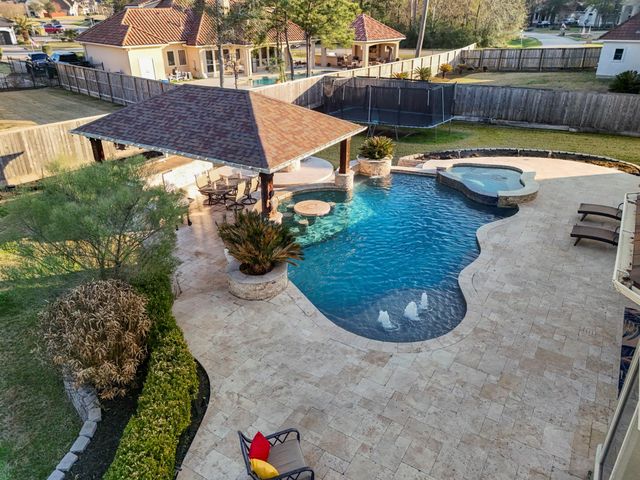 25606 Windy Isle Court, Spring, TX 77389