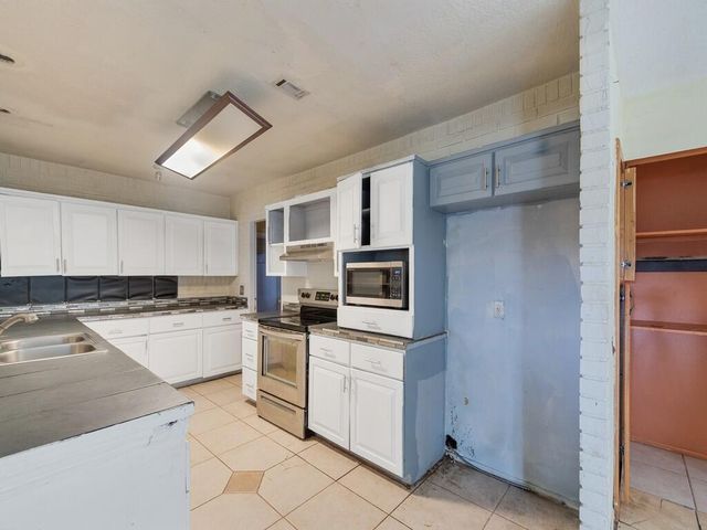 1455 Sawin Court NE, Palm Bay, FL 32905