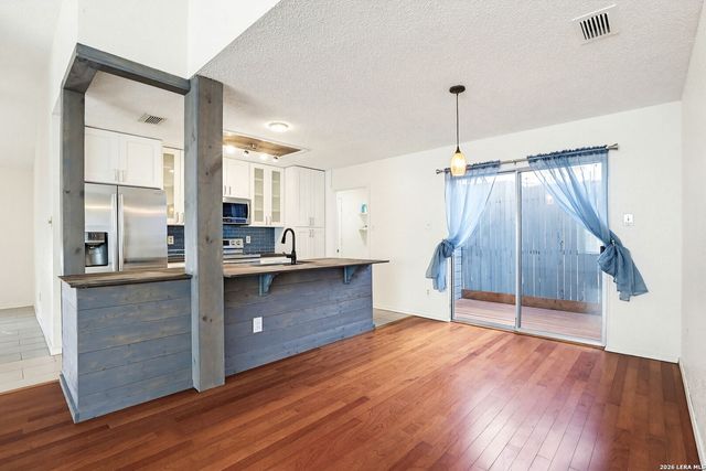 6510 Spanish Earth, San Antonio, TX 78233