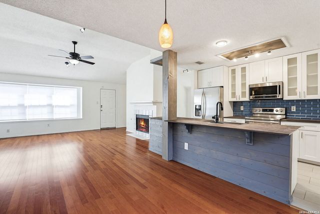 6510 Spanish Earth, San Antonio, TX 78233