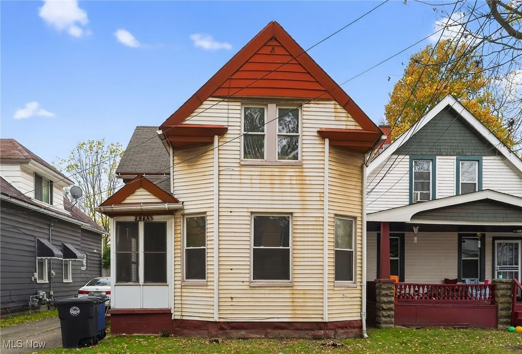 3722 E 52, Cleveland, OH 44105