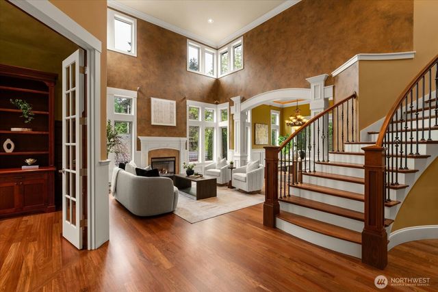 19415 100th Avenue NE, Bothell, WA 98011
