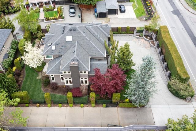 19415 100th Avenue NE, Bothell, WA 98011