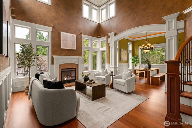 19415 100th Avenue NE, Bothell, WA 98011
