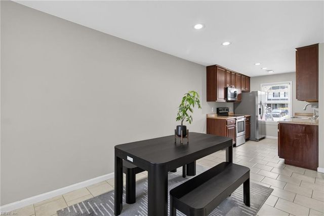 1513 Benton CT, Virginia Beach, VA 23453