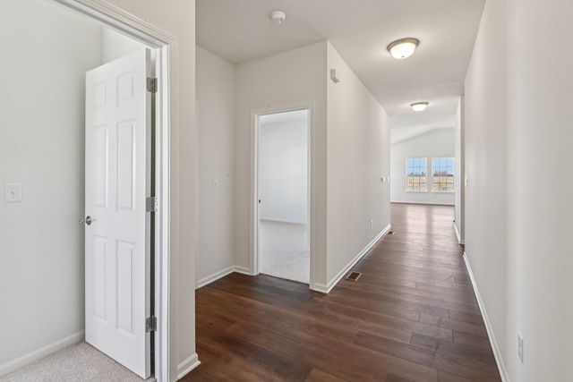 300 N Aspen Drive, Cortland, IL 60112