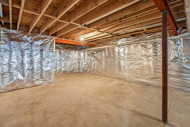 300 N Aspen Drive, Cortland, IL 60112