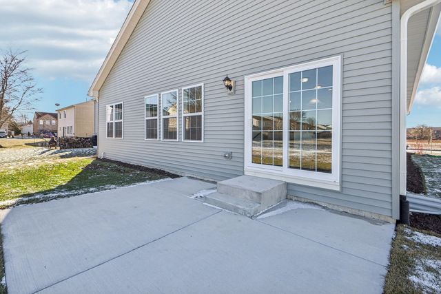 300 N Aspen Drive, Cortland, IL 60112