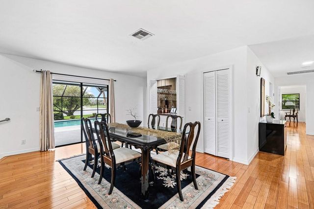 10158 SE ACORN Way, Jupiter, FL 33469