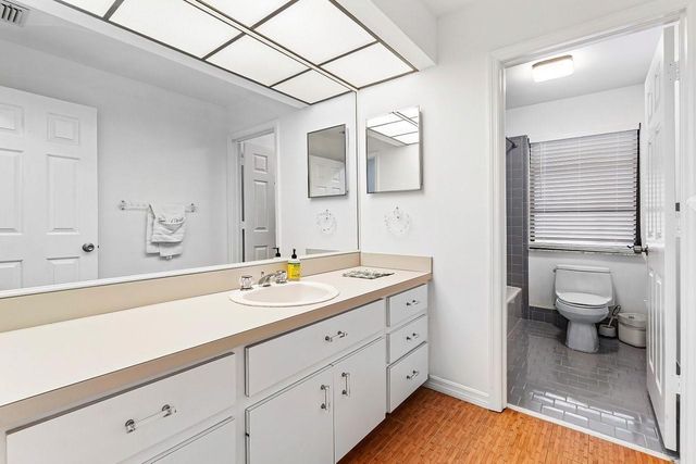 10158 SE ACORN Way, Jupiter, FL 33469