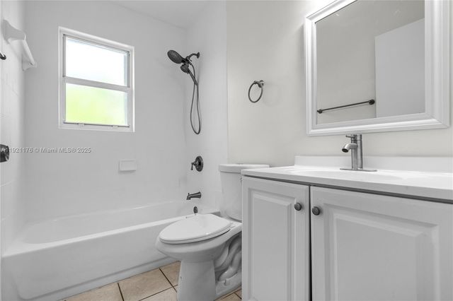 2815 SW 39th Ave 2817, Miami, FL 33134