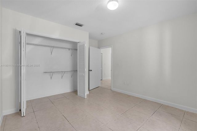 2815 SW 39th Ave 2817, Miami, FL 33134