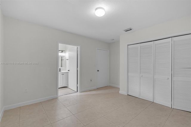 2815 SW 39th Ave 2817, Miami, FL 33134