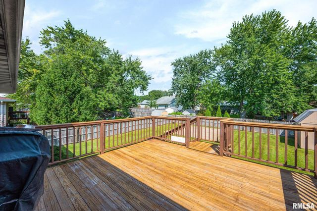 3600 W BENNINGTON Court, Peoria, IL 61615