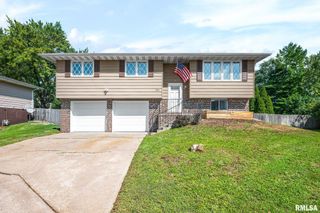 3600 W BENNINGTON Court, Peoria, IL 61615