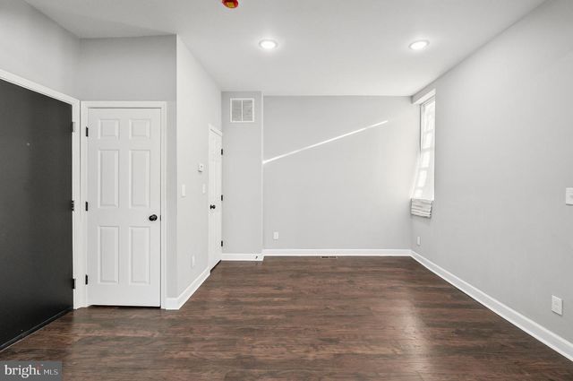 2301 WHITTIER AVE, Baltimore, MD 21217