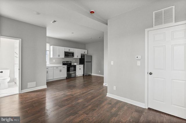 2301 WHITTIER AVE, Baltimore, MD 21217