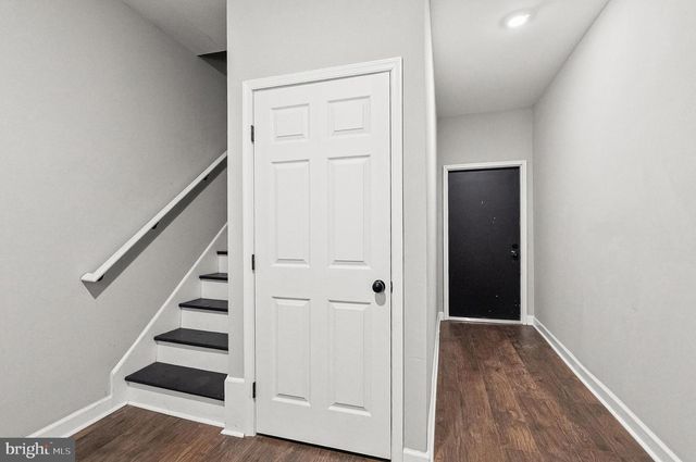 2301 WHITTIER AVE, Baltimore, MD 21217