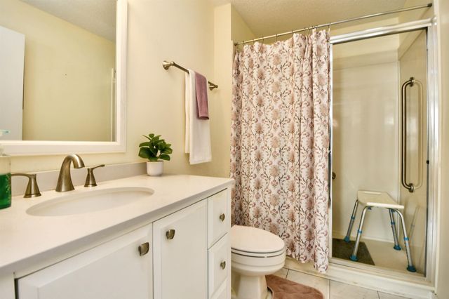 5001 Little River Rd Apt E212, Myrtle Beach, SC 29577