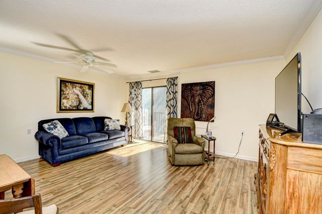 5001 Little River Rd Apt E212, Myrtle Beach, SC 29577