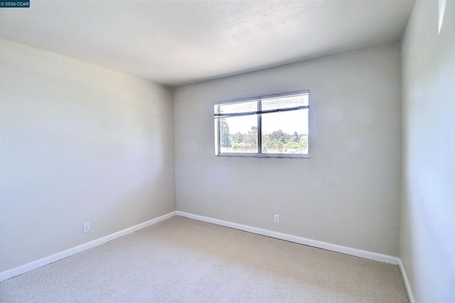 126 Woodview Ct, Martinez, CA 94553
