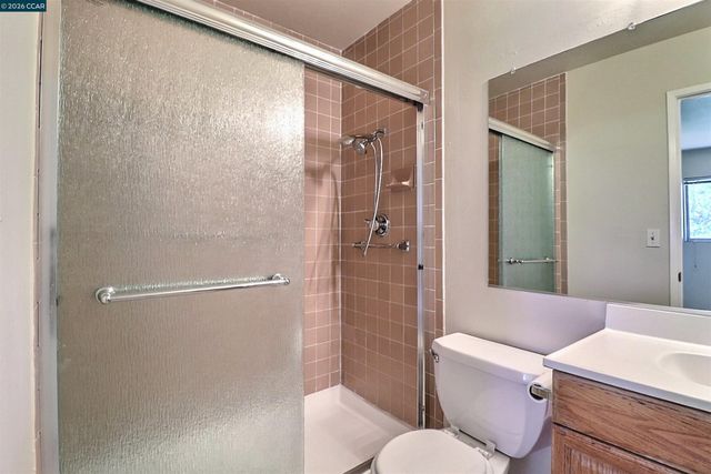 126 Woodview Ct, Martinez, CA 94553