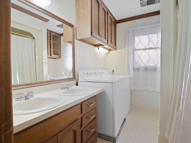 100 Kirkwood Place, Spartanburg, SC 29306