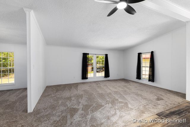 7838 E 80th Street, Howard City, MI 49329