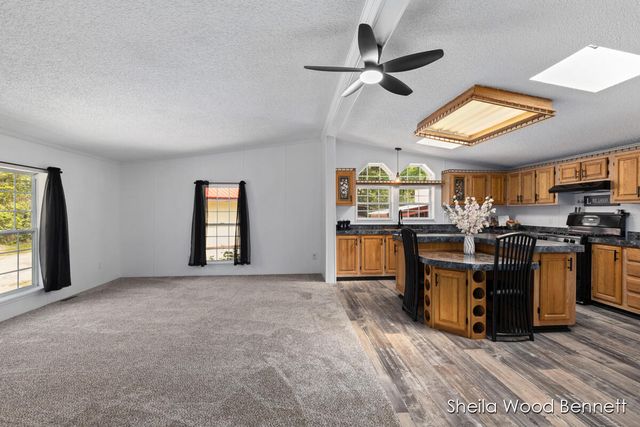 7838 E 80th Street, Howard City, MI 49329