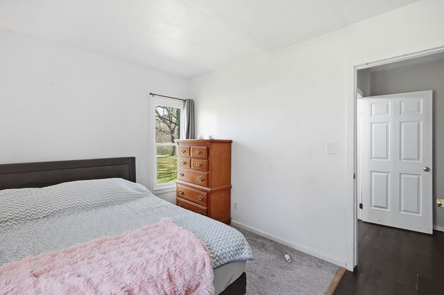6512 Clay Street, Thompson, OH 44086