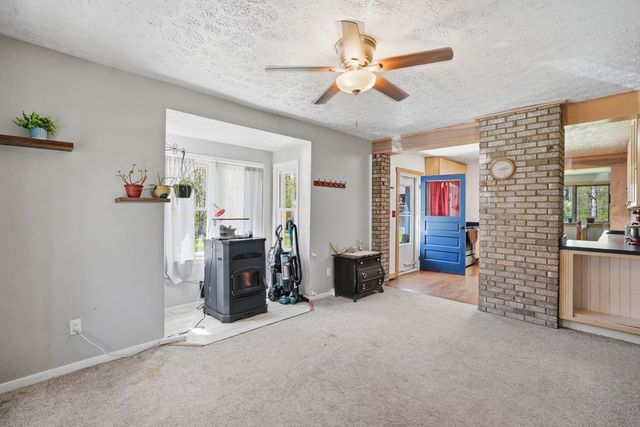 6512 Clay Street, Thompson, OH 44086