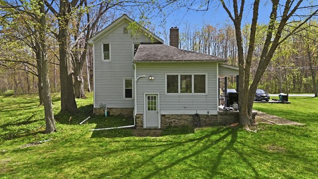 6512 Clay Street, Thompson, OH 44086