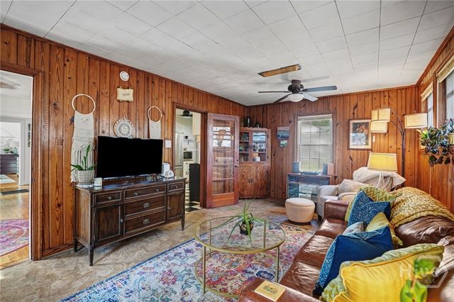 2224 E 38th Street, Savannah, GA 31404