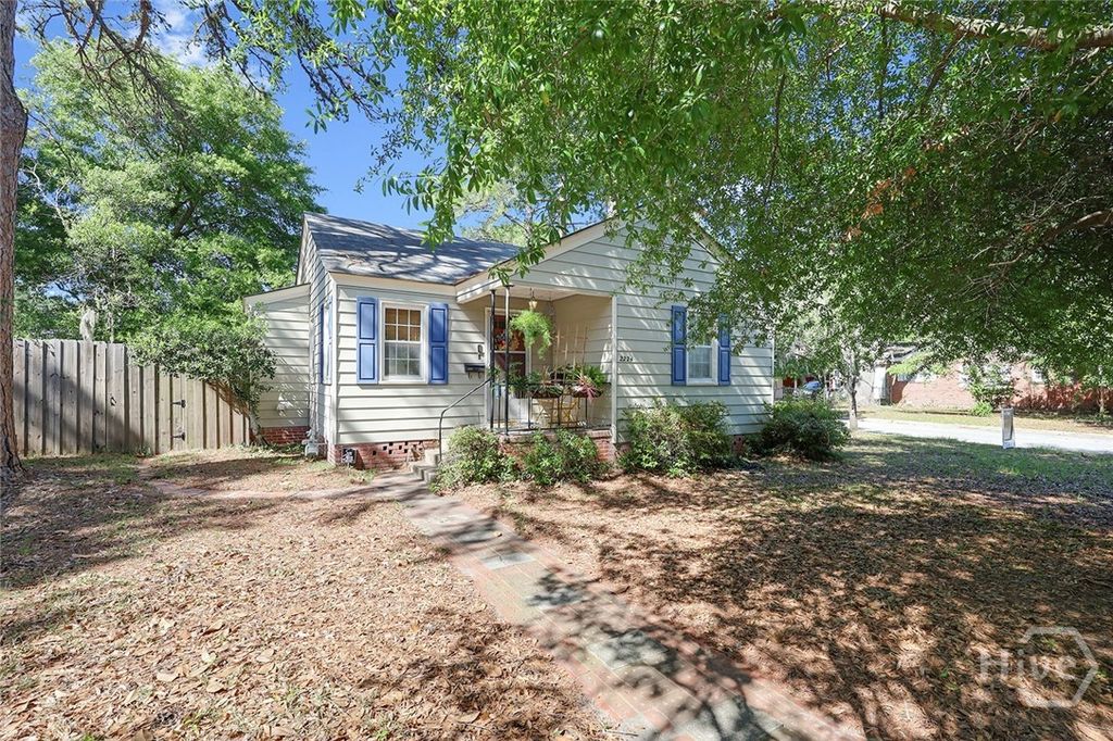 2224 E 38th Street, Savannah, GA 31404