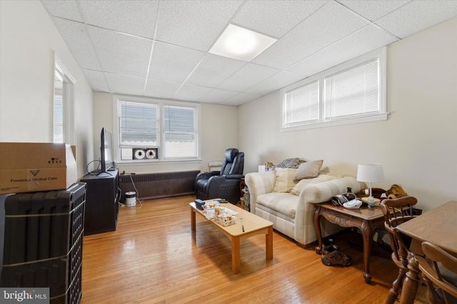 828 FAIRFAX RD, Drexel Hill, PA 19026