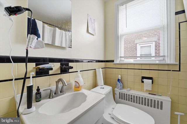 828 FAIRFAX RD, Drexel Hill, PA 19026