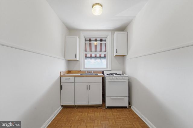 828 FAIRFAX RD, Drexel Hill, PA 19026