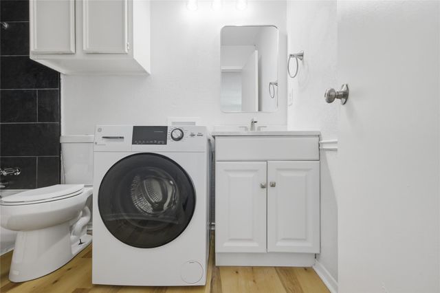 2707 Windswept CV 201, Austin, TX 78745