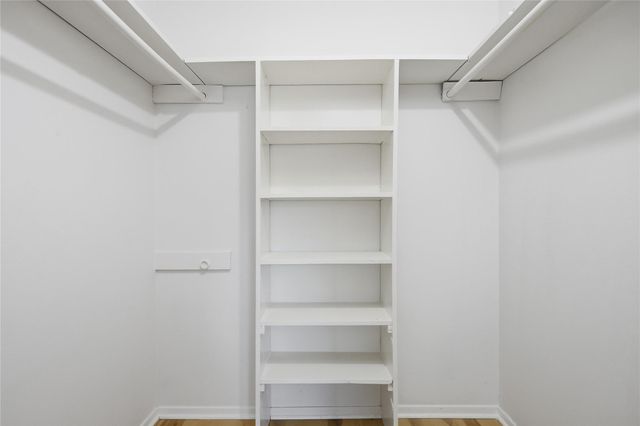 2707 Windswept CV 201, Austin, TX 78745