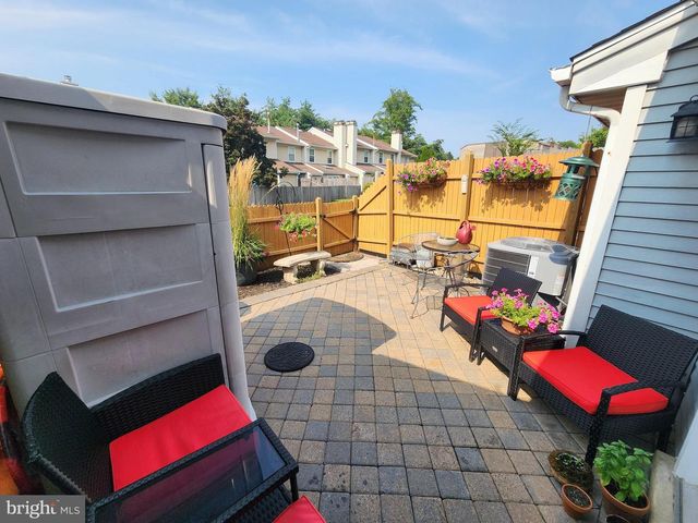 163 LEEDOM WAY, Newtown, PA 18940