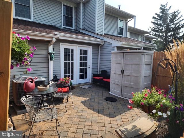 163 LEEDOM WAY, Newtown, PA 18940