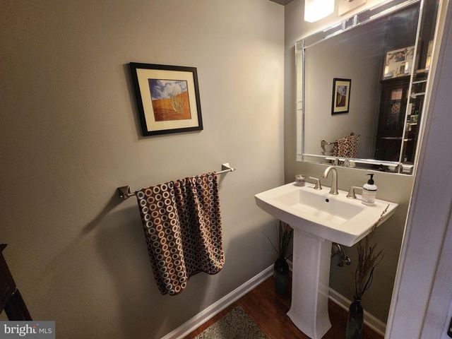 163 LEEDOM WAY, Newtown, PA 18940