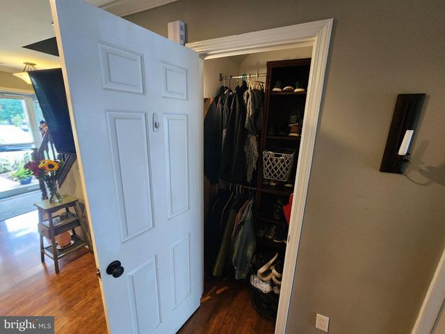 163 LEEDOM WAY, Newtown, PA 18940