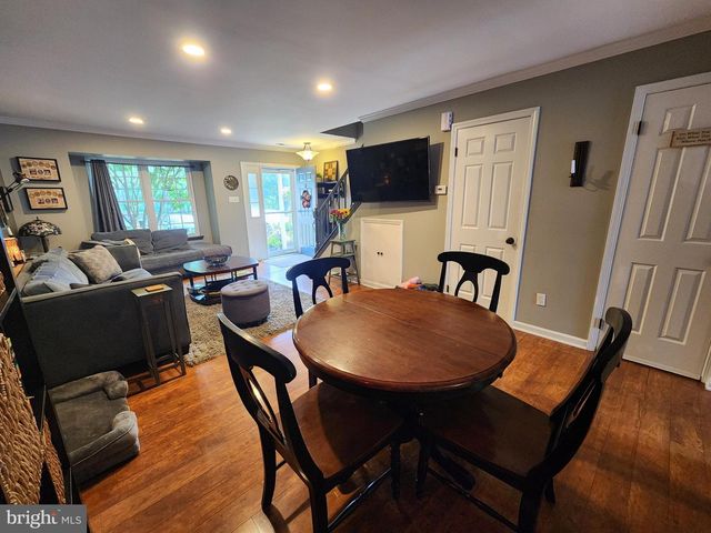 163 LEEDOM WAY, Newtown, PA 18940