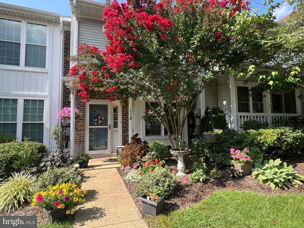 163 LEEDOM WAY, Newtown, PA 18940