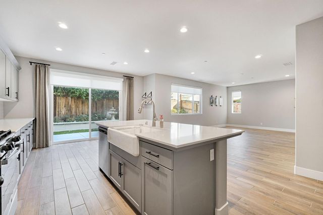 4415 Horizon Drive, Madera, CA 93636