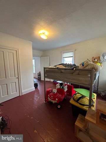 139 E CATHERINE ST, Chambersburg, PA 17201