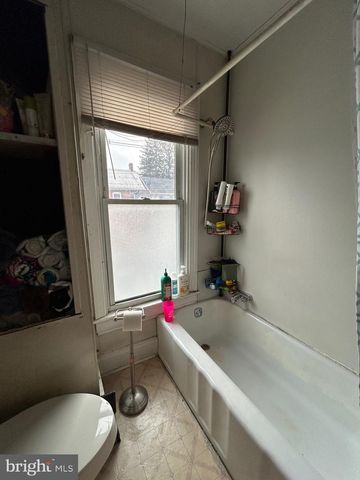 139 E CATHERINE ST, Chambersburg, PA 17201